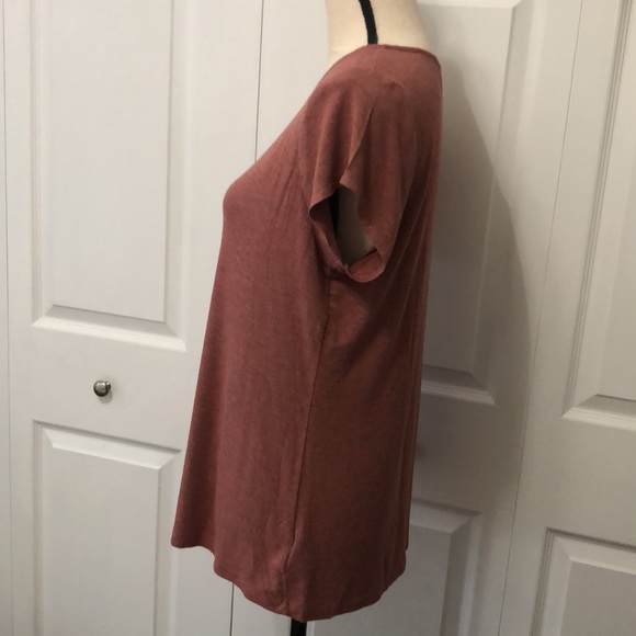 NWOT Tahari Women’s Scoop Neck Top, Cap Sleeve, Large, Heathered Clay - Picture 3 of 7